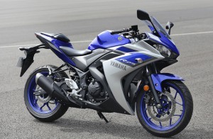 20141031_YZF-R25_Blue